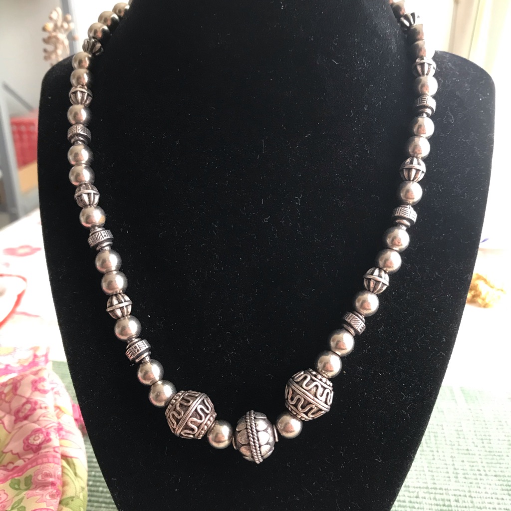 Silver Tone Necklace